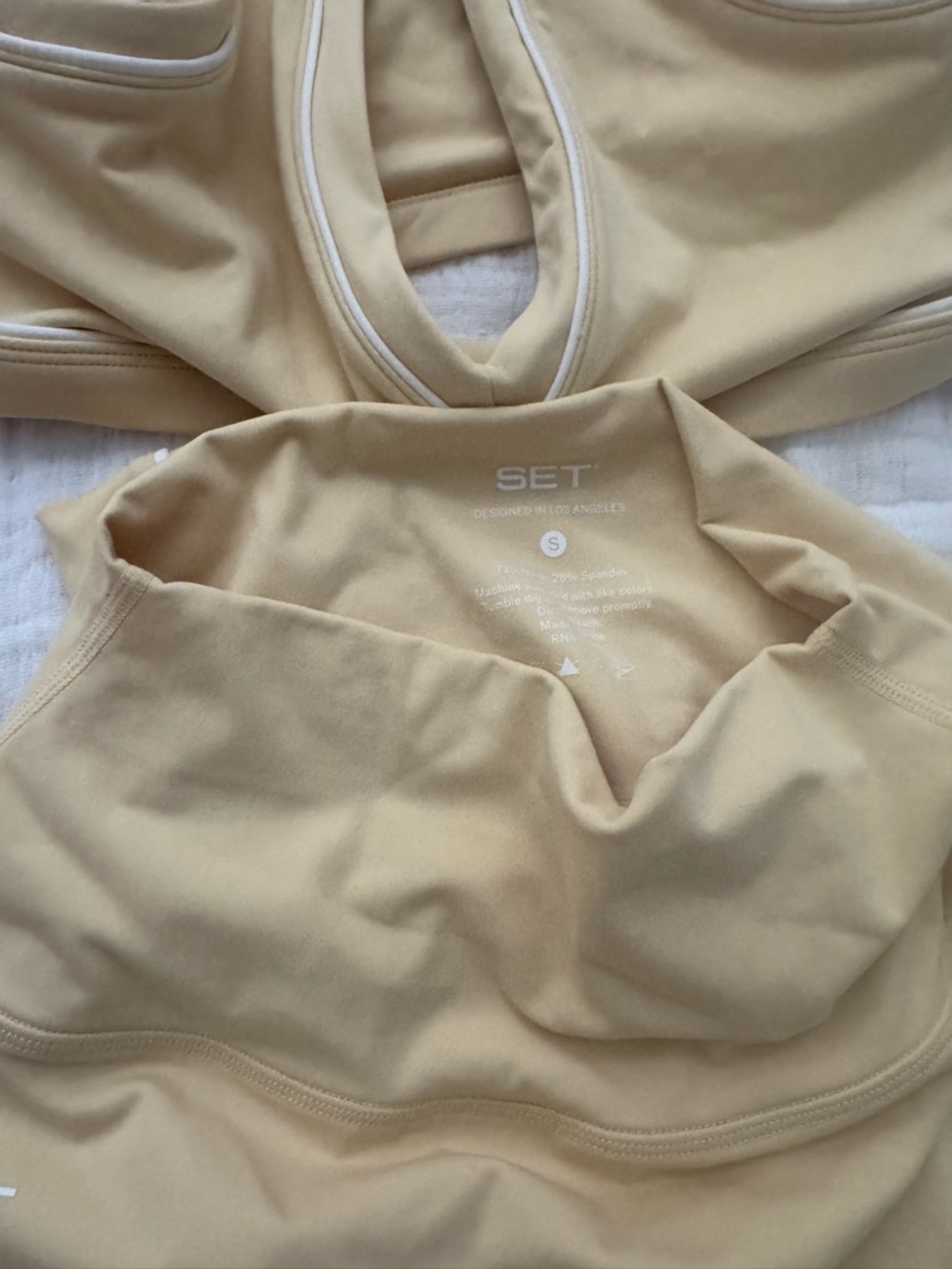 SET Active Pale Yellow Sports Bra & High-Waist Leggings Set - Picture 5 of 5